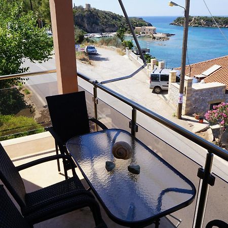 Sea And Sun Apartments 304 Ιδιωτικό Διαμέρισμα كارداميلي المظهر الخارجي الصورة